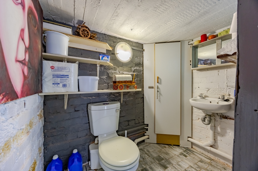 6 Bedroom Property for Sale in Flamingo Vlei Western Cape